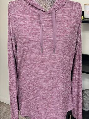 LEG3ND Heathered Mauve Athletic Pullover Top